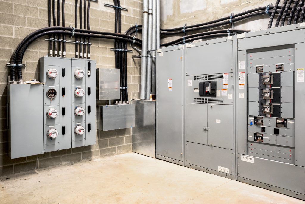commercial electrician